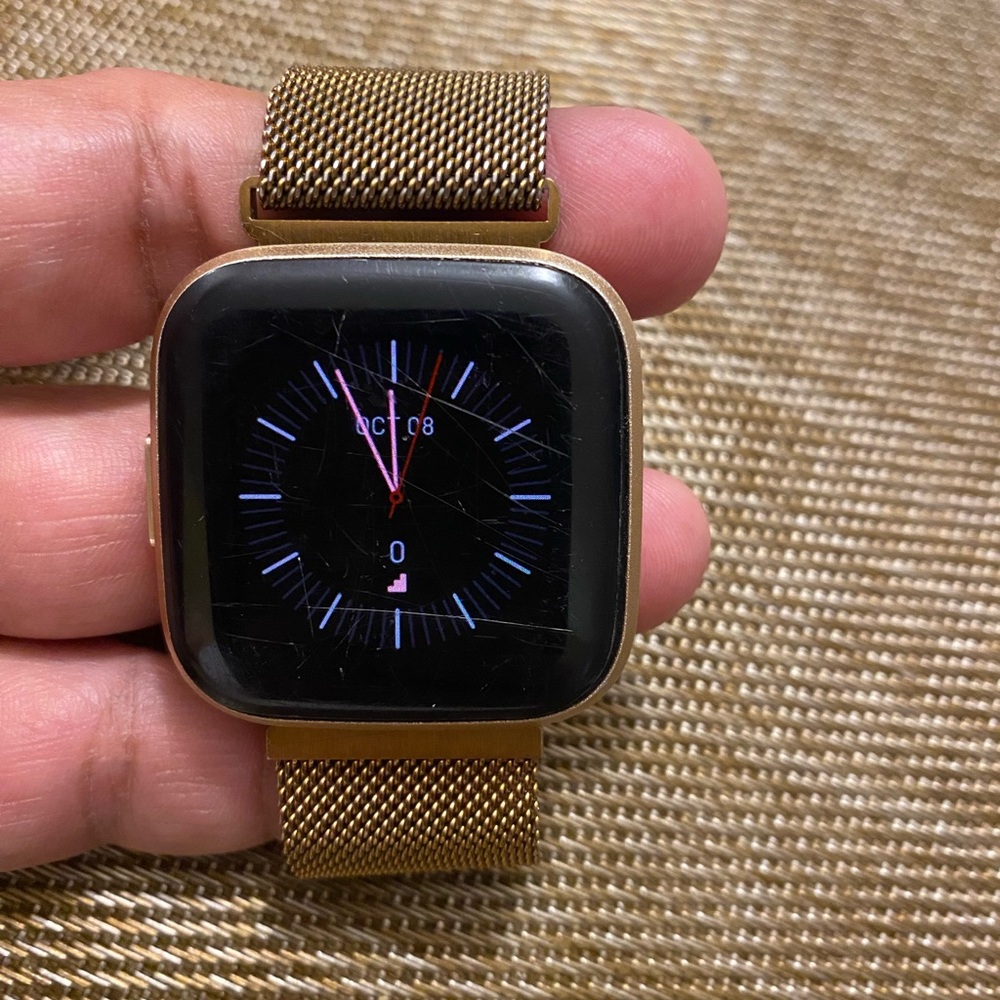 Fitbit watch - Picture 11 of 11